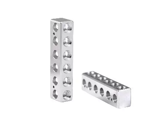 Nhà sản xuất máy CNC 5 trục