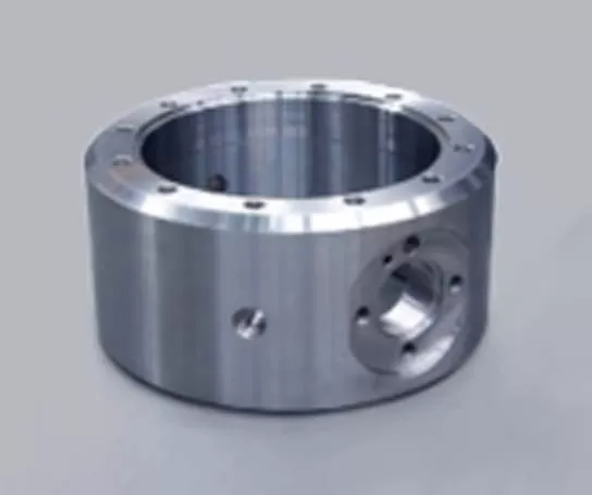 Máy tiện ngang CNC